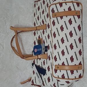 NWT  Dooney & Bourke Arkansas Razorback zip top shopper